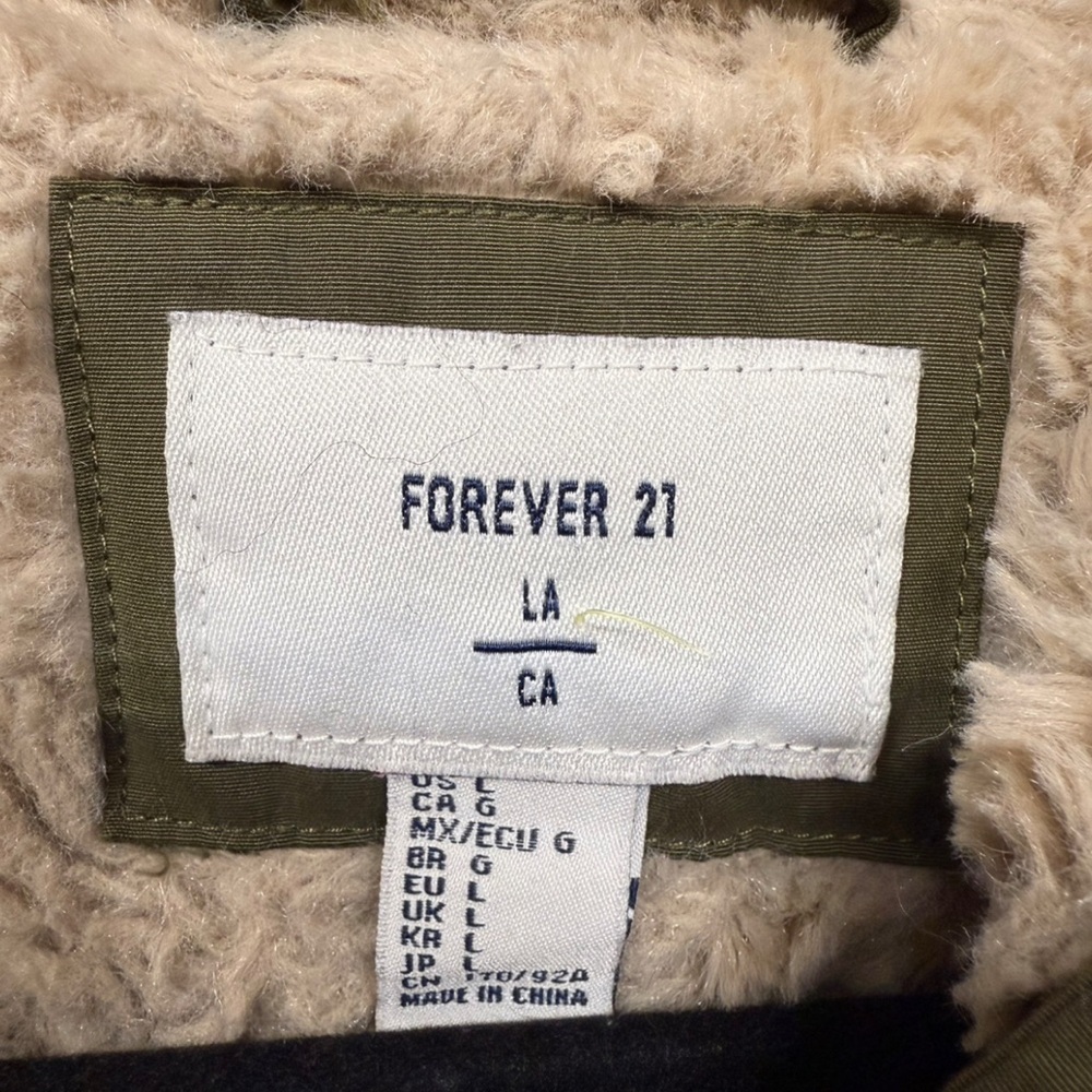 Forever 21 Plush Lined Hooded Utility Parka - Olive Green - Picture 2 of 8